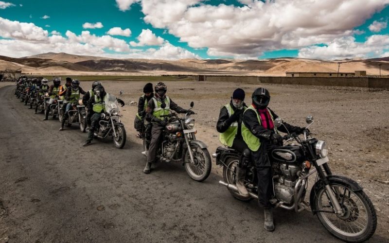 Công ty Medi Tours