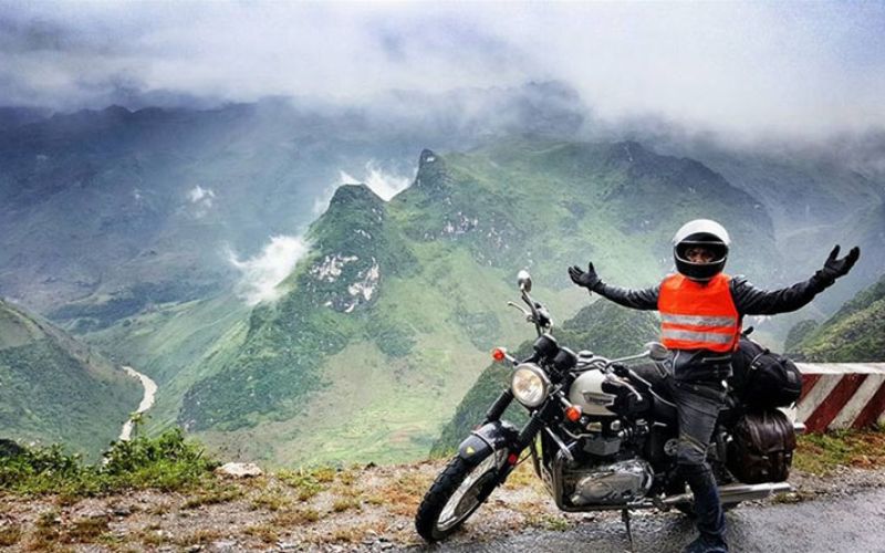 tiêu chí lựa chọn đơn vị cung cấp tour phượt xe máy uy tín